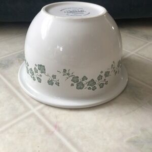 Corelle Coordinates 1 Quart Bowl Callaway Green Ivy Stoneware Mixing Serving